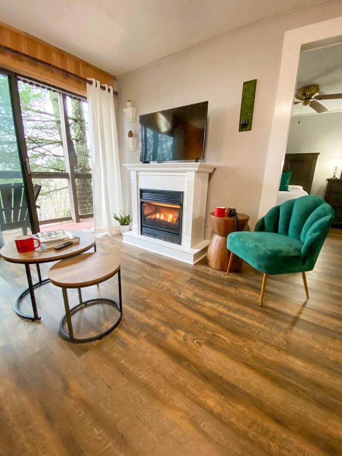 Your Perfect Basecamp For Mountain Adventures! Beech Mountain Exterior photo